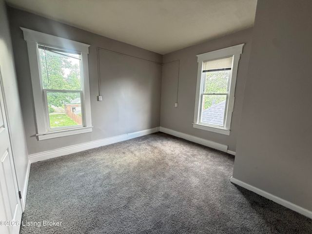 2823 W Main St, Louisville, KY 40212