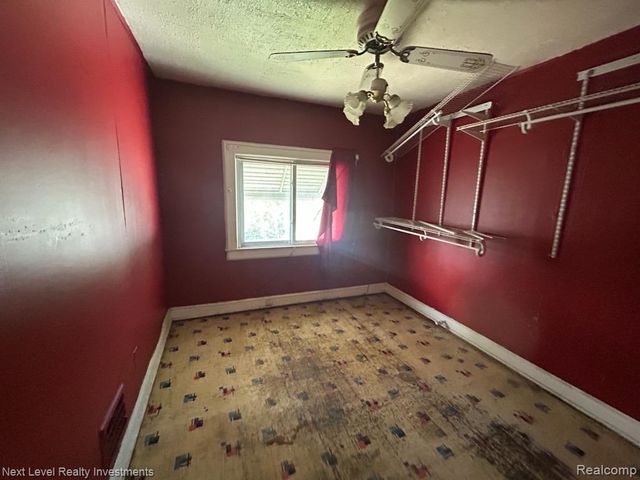 18049 Saint Aubin Street, Detroit, MI 48234