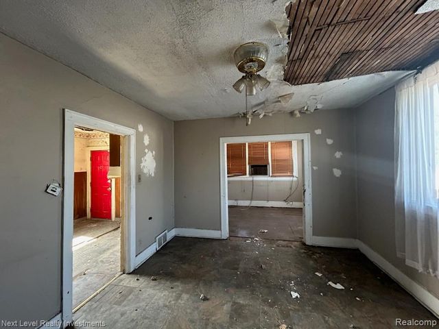 18049 Saint Aubin Street, Detroit, MI 48234