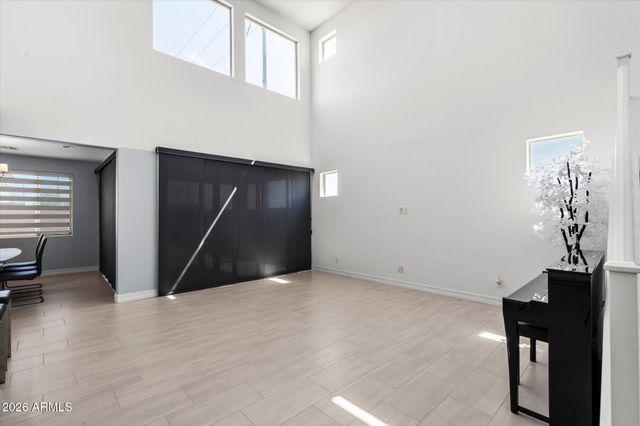 16730 W SIERRA Street, Surprise, AZ 85388