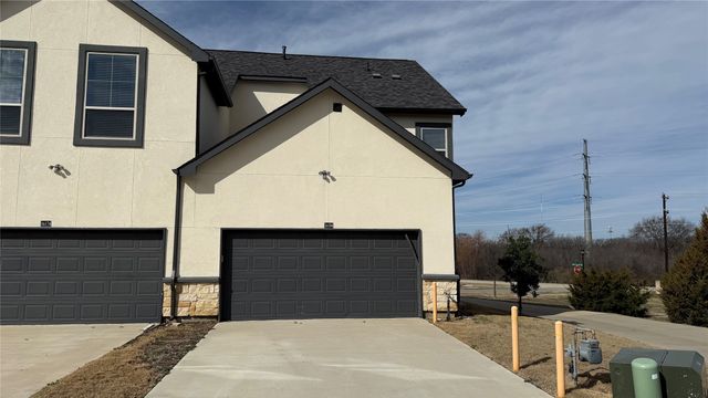 16184 Doe Lake Drive, Frisco, TX 75068