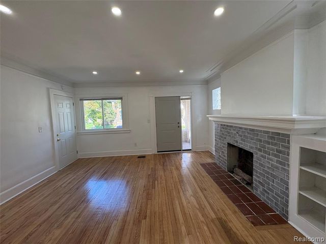 2475 Taylor Street, Detroit, MI 48206