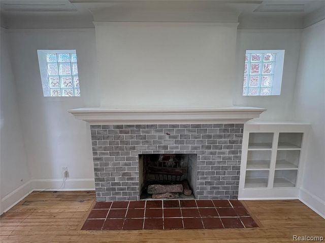 2475 Taylor Street, Detroit, MI 48206