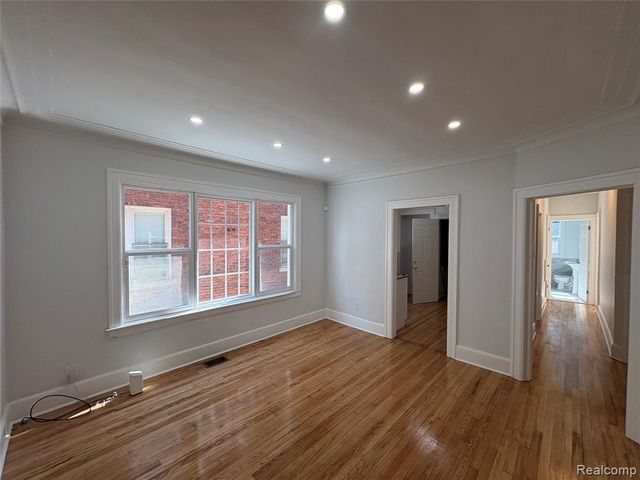 2475 Taylor Street, Detroit, MI 48206