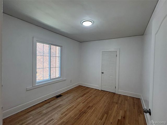2475 Taylor Street, Detroit, MI 48206
