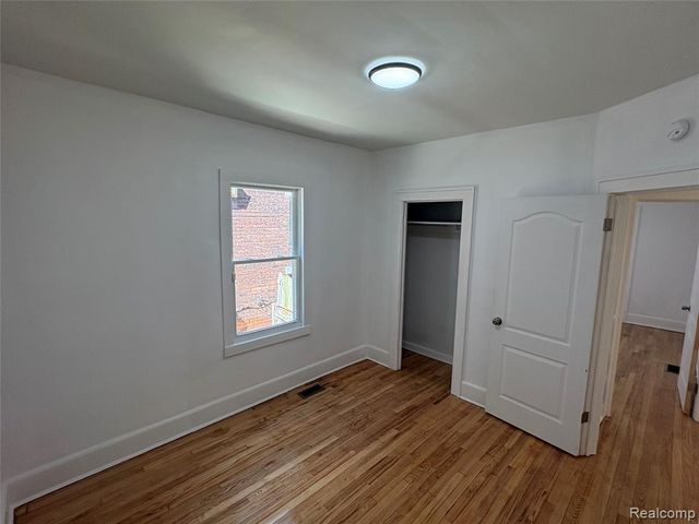 2475 Taylor Street, Detroit, MI 48206