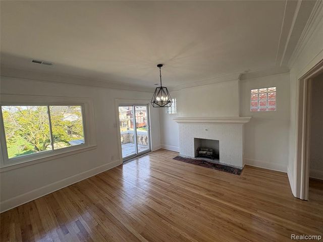 2475 Taylor Street, Detroit, MI 48206