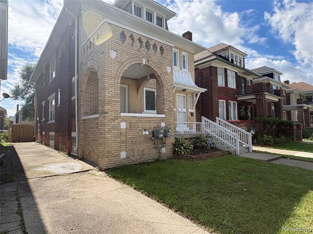 2475 Taylor Street, Detroit, MI 48206