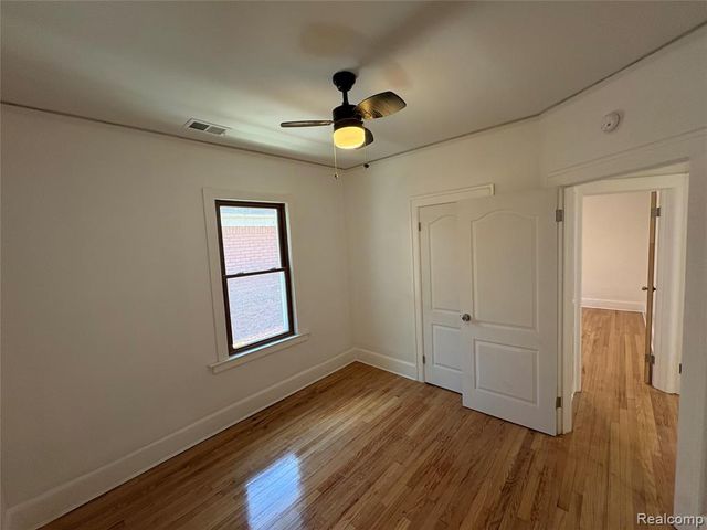 2475 Taylor Street, Detroit, MI 48206