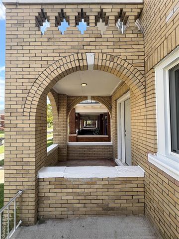 2475 Taylor Street, Detroit, MI 48206