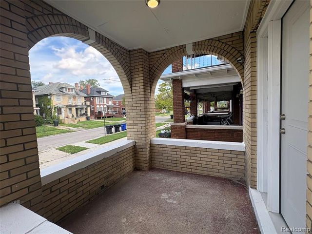 2475 Taylor Street, Detroit, MI 48206