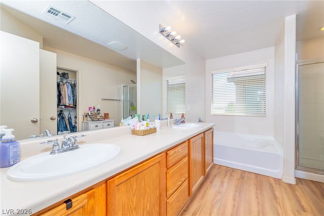 4464 Penguin Avenue, North Las Vegas, NV 89084