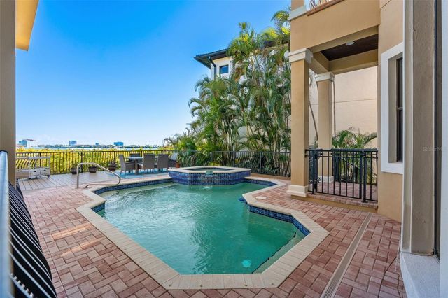 4125 CAUSEWAY VISTA DRIVE, Tampa, FL 33615