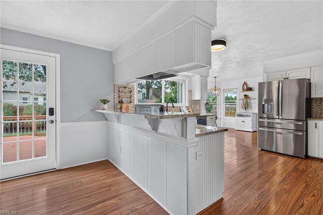 1116 Belvoir LN, Virginia Beach, VA 23464