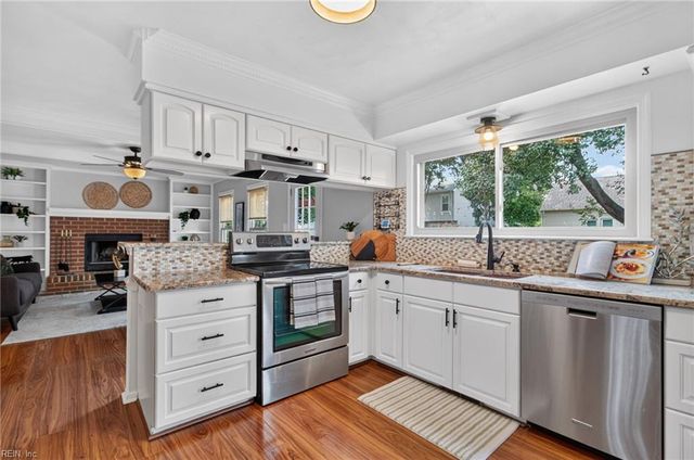 1116 Belvoir LN, Virginia Beach, VA 23464