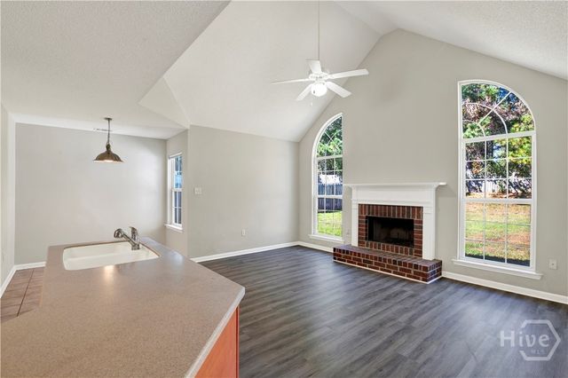 387 Shady Hill Circle, Richmond Hill, GA 31324