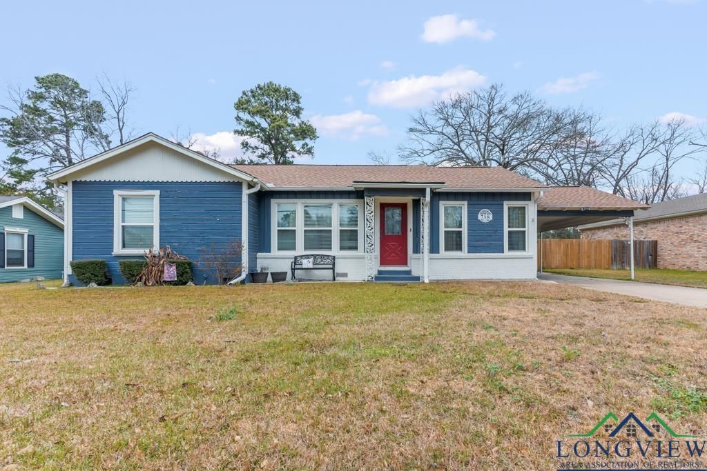 718 Pine St, Gilmer, TX 75644