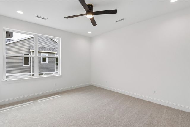 405 MacBride Trail, Solon, IA 52333