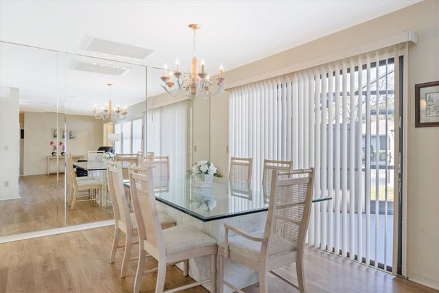 635 Centre Court SW 101, Vero Beach, FL 32962