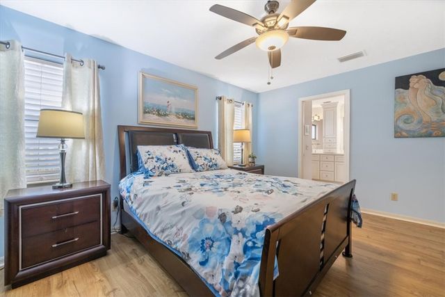 635 Centre Court SW 101, Vero Beach, FL 32962