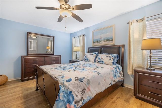 635 Centre Court SW 101, Vero Beach, FL 32962