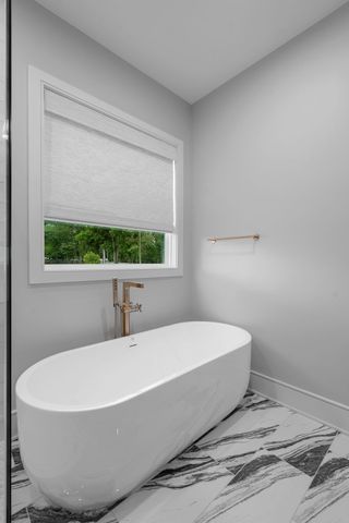 155 Hammock Dr, Winchester, TN 37398
