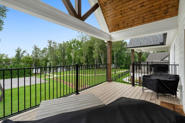 155 Hammock Dr, Winchester, TN 37398
