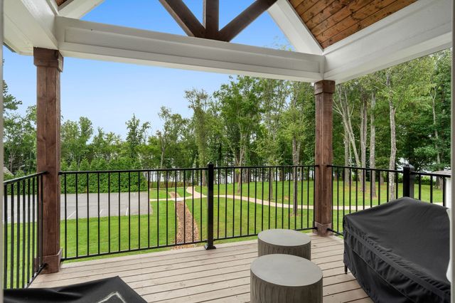 155 Hammock Dr, Winchester, TN 37398