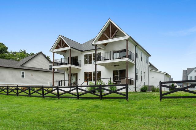 155 Hammock Dr, Winchester, TN 37398