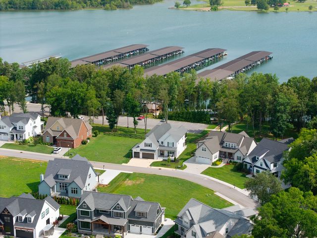 155 Hammock Dr, Winchester, TN 37398