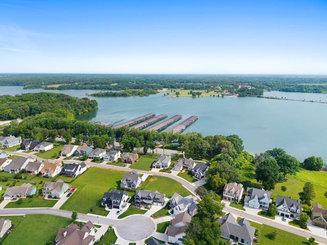155 Hammock Dr, Winchester, TN 37398