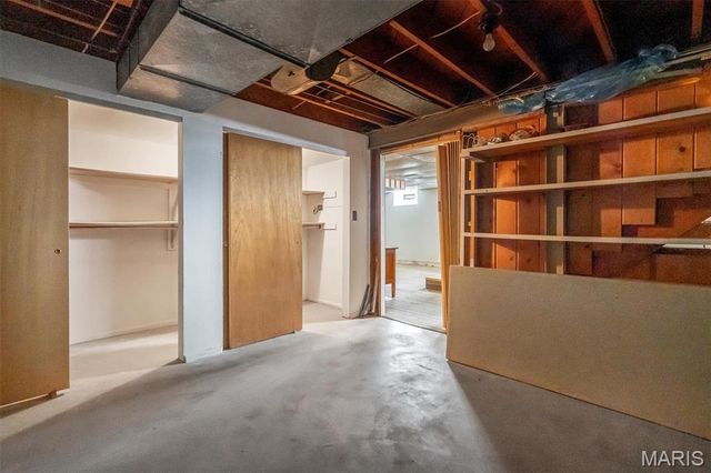 5938 Keith Place, St Louis, MO 63109