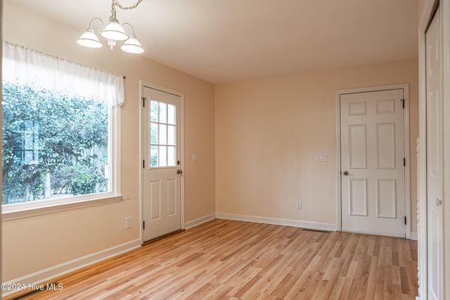 102 James Creek Road, Southern Pines, NC 28387