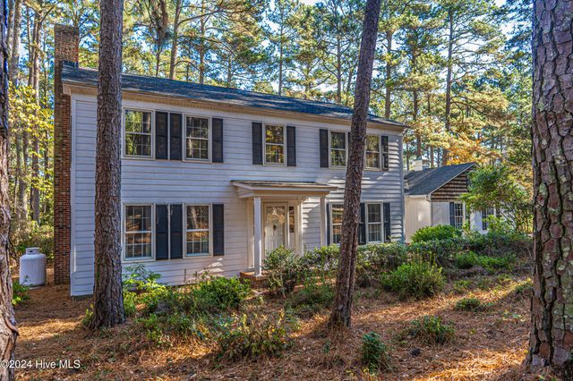 102 James Creek Road, Southern Pines, NC 28387