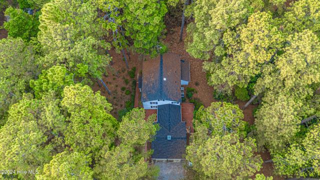 102 James Creek Road, Southern Pines, NC 28387
