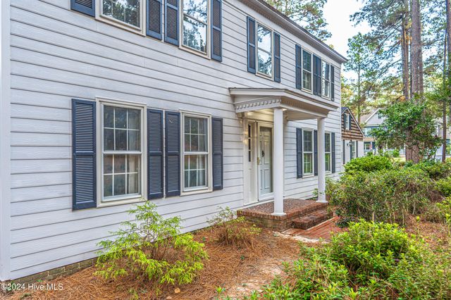 102 James Creek Road, Southern Pines, NC 28387