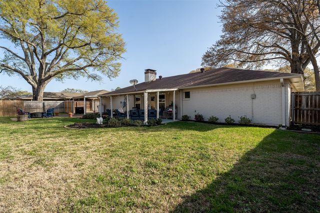118 Carmel Drive, Bullard, TX 75757
