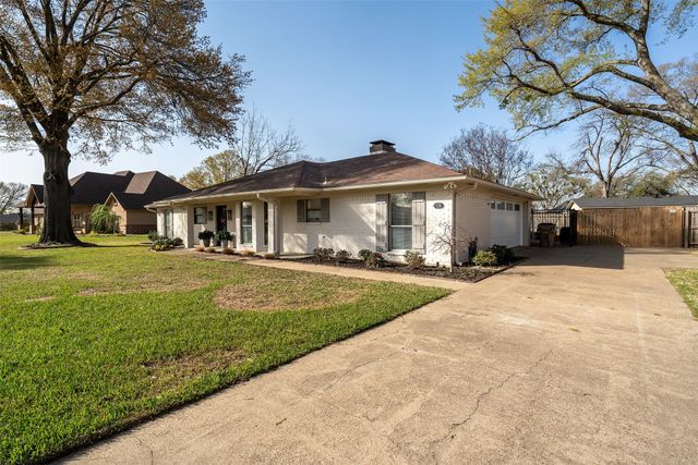 118 Carmel Drive, Bullard, TX 75757