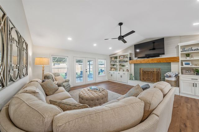 118 Carmel Drive, Bullard, TX 75757