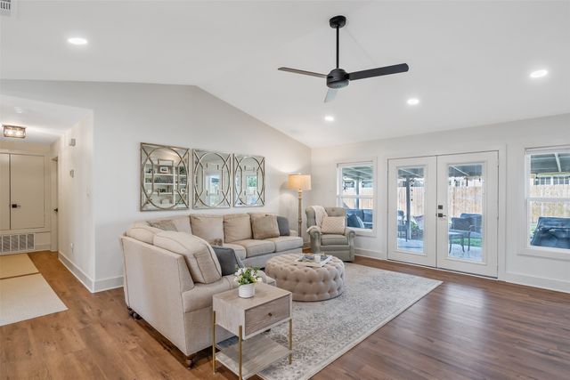 118 Carmel Drive, Bullard, TX 75757