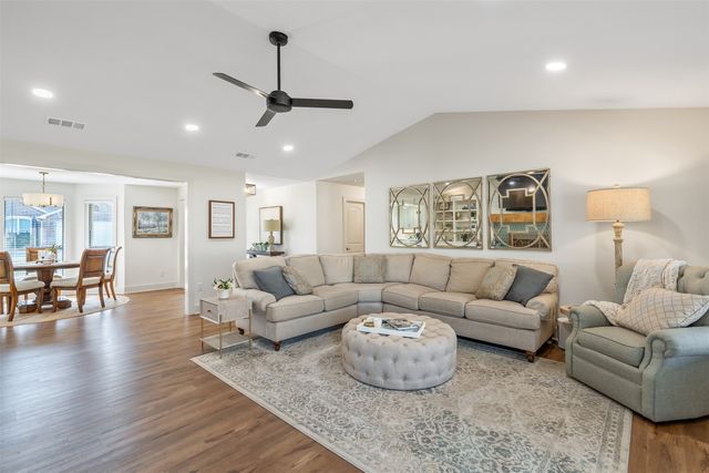 118 Carmel Drive, Bullard, TX 75757