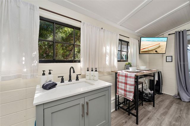 2007 CORNELL AVENUE, Winter Park, FL 32789
