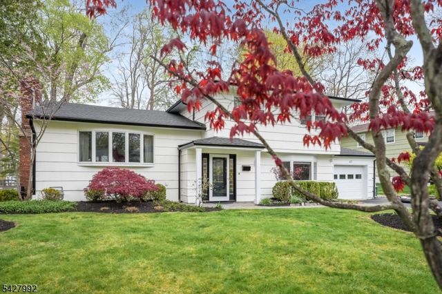 67 Woodbine Cir, New Providence Boro, NJ 07974