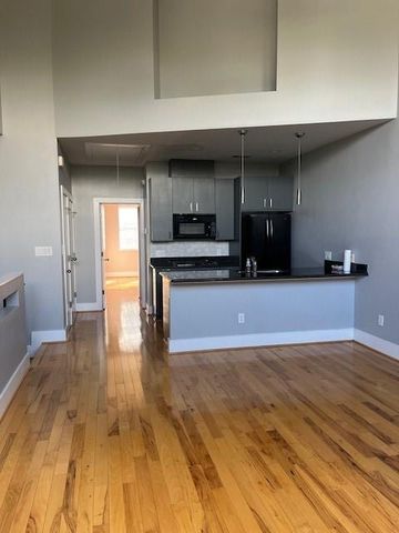 1045 Bonner Street, Houston, TX 77007