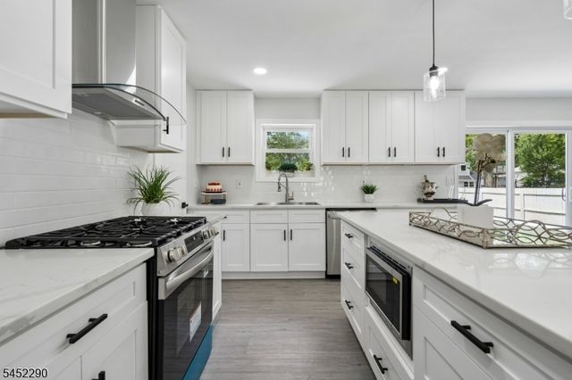 26 Hunterdon Rd, West Orange Twp., NJ 07052