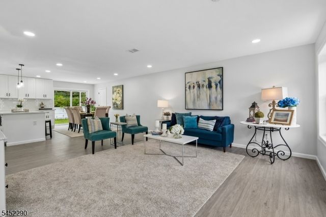 26 Hunterdon Rd, West Orange Twp., NJ 07052
