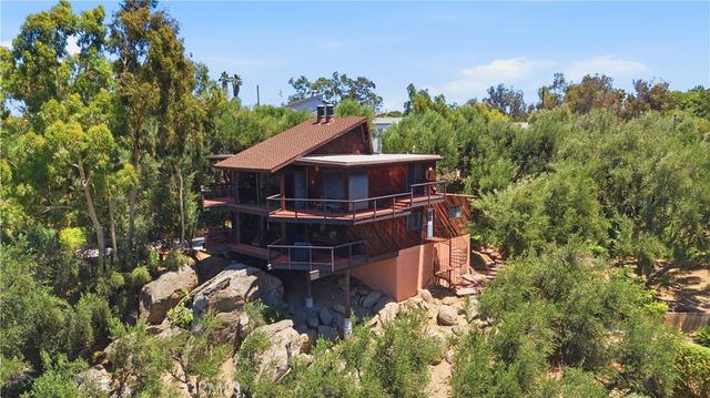 17115 Ranchero, Riverside, CA 92504