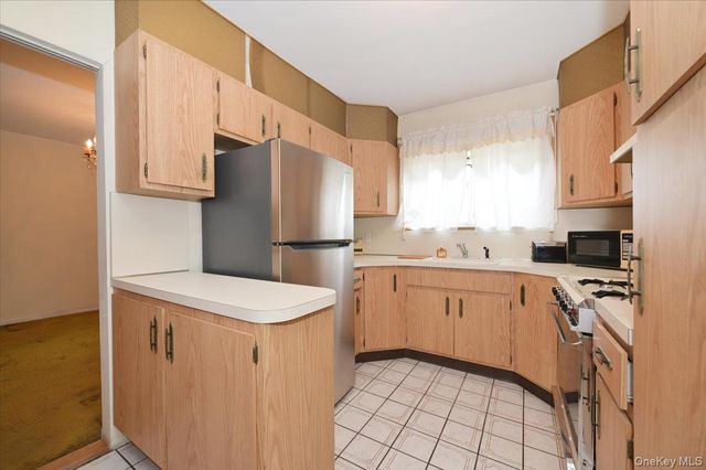 20-03 35th Street, Astoria, NY 11105