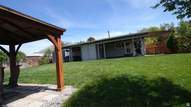 1863 E VILLAGE GREEN RD, Cottonwood Heights, UT 84121