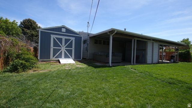 1863 E VILLAGE GREEN RD, Cottonwood Heights, UT 84121